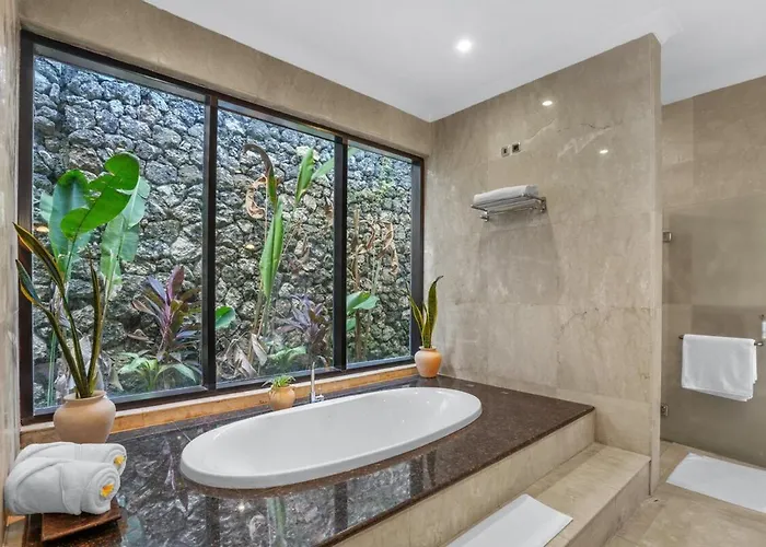ヴィラ Lux 3br With Ocean Views, Pool & Full Kitchen ウルワツ