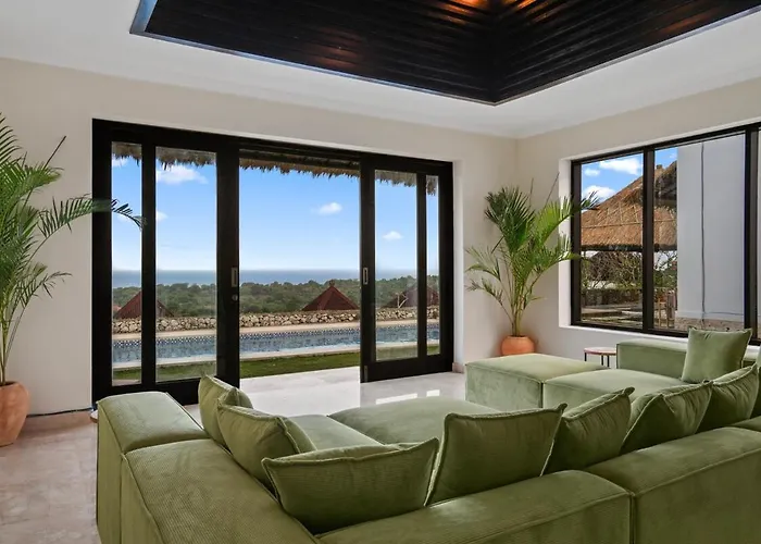 Lux 3br With Ocean Views, Pool & Full Kitchen ヴィラ ウルワツ